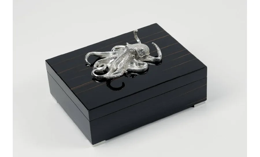 obrazek 1 Stylowe pudełko z hebanu z posrebrzaną dekoracyjną ośmiornicą