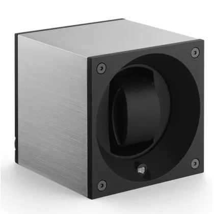 Zdjęcie Stylowy rotomat na automatyczny zegarek od szwajcarskiego producenta