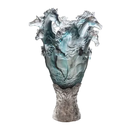 Zdjęcie Prestiżowy niebiesko-szary wazon Cavalcade zdobiony motywem koni