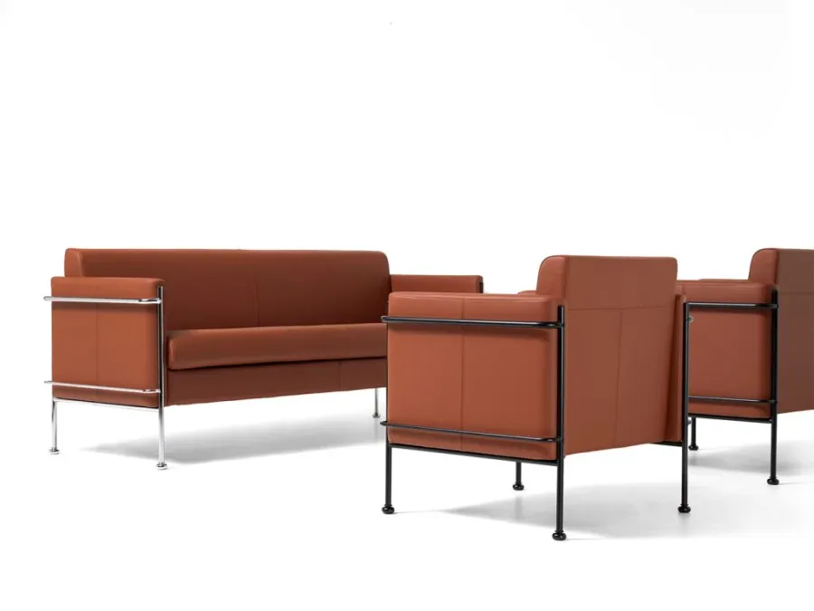 obrazek 2 Włoska skórzana sofa 3 osobowa do poczekalni