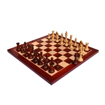 Zdjęcie Klasyczny zestaw szachowy z bukszpanu i padauk - The Chess Empire