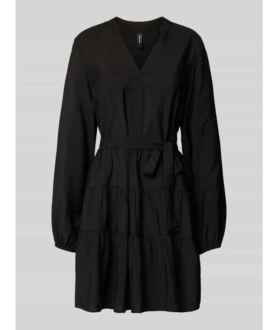 obrazek 1 Sukienka casualowa o kroju podkreślającym figurę z bufiastymi rękawami model ‘JOSIE’