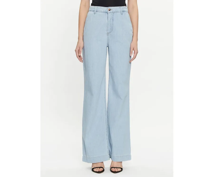 obrazek 1 Rinascimento Jeansy CFC0117534003 Niebieski Relaxed Fit