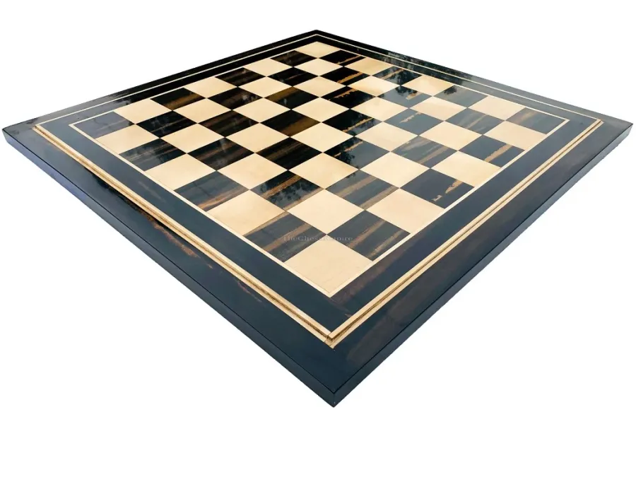 obrazek 2 Ponadczasowa drewniana szachownica z serii Royale Castle - The Chess Empire