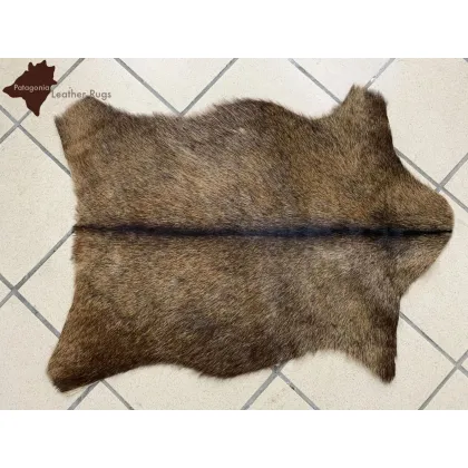 Zdjęcie Skórzany dywan o oryginalnym kształcie