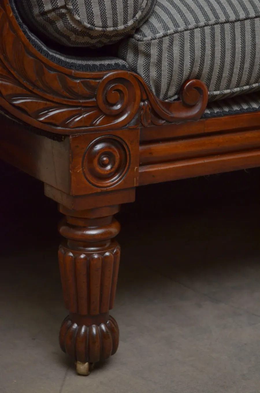 obrazek 7 Bardzo elegancka sofa mahoniowa William IV - antyk