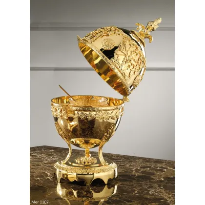 Zdjęcie Luksusowy pojemnik na kawior z pozłacanego brązu