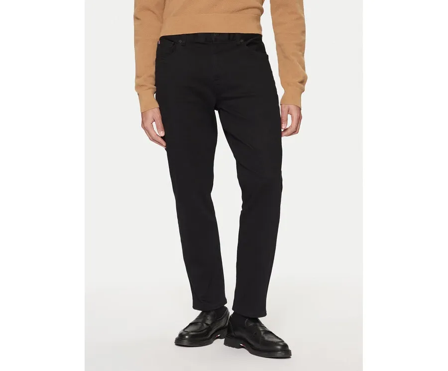 obrazek 1 Tommy Hilfiger Jeansy Core Harlem MW0MW39040 Czarny Straight Fit