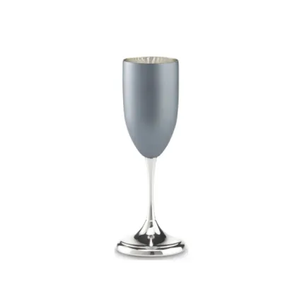 Picture Beautiful glasses in three shades, with an extremely smooth surface