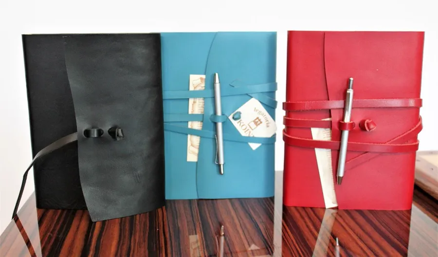 picture 7 Leather products for women - a notebook