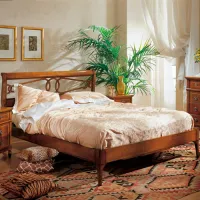 Picture Elegant double bed made of solid wood