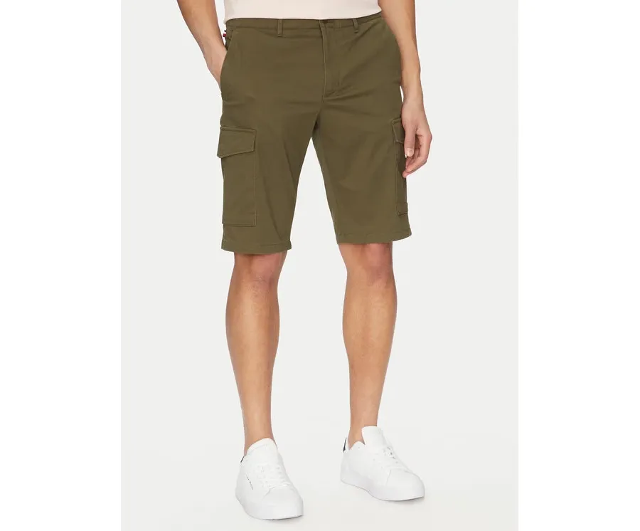 obrazek 1 Tommy Hilfiger Szorty materiałowe John MW0MW31244 Khaki Regular Fit