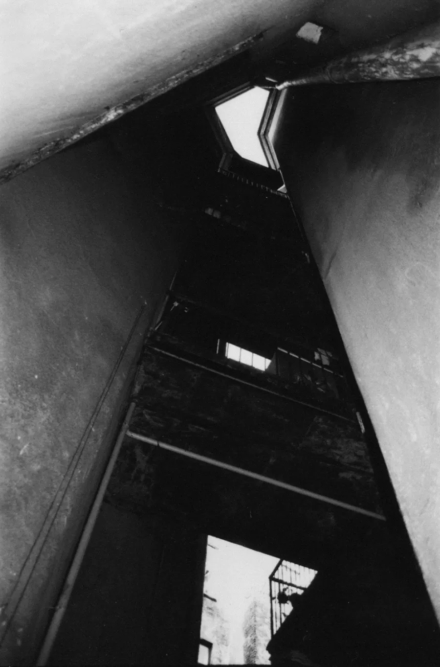 picture 1 Krakows yard - author's photo by Bashi Dunin