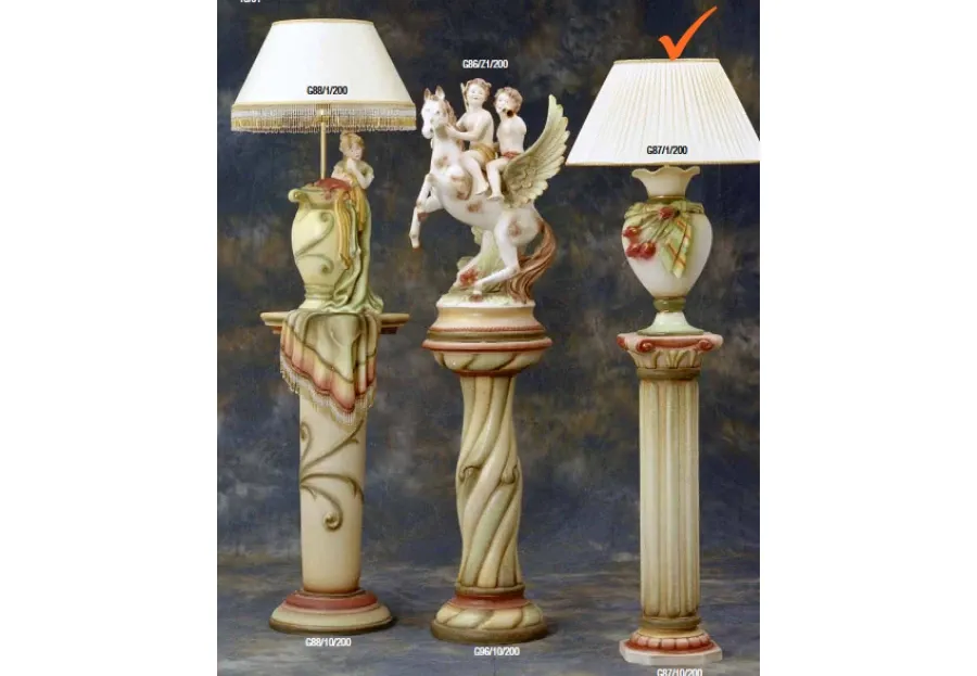 obrazek 1 Elegancka ceramiczna lampa zdobiona tulipanami