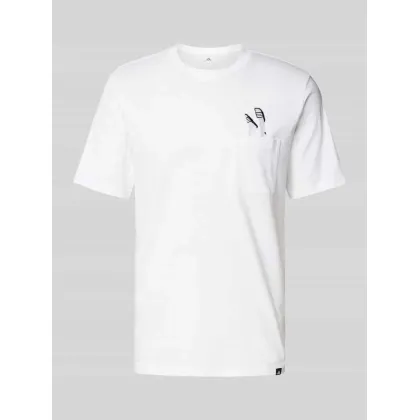 Zdjęcie T-shirt z kieszenią na piersi