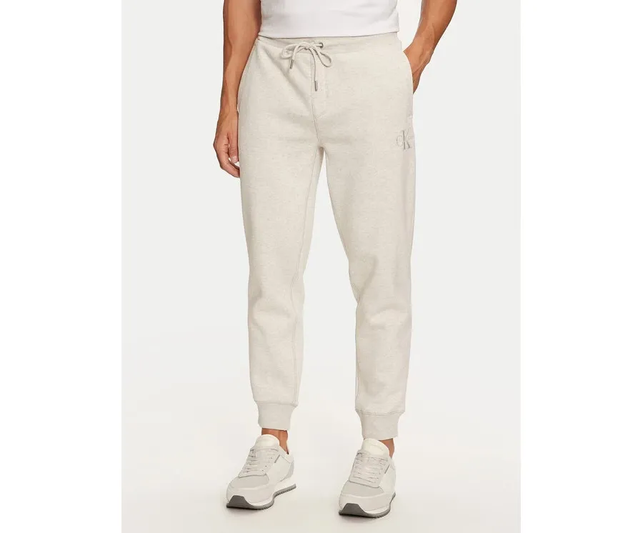 obrazek 1 Calvin Klein Jeans Spodnie dresowe Monologo J30J325658 Szary Regular Fit