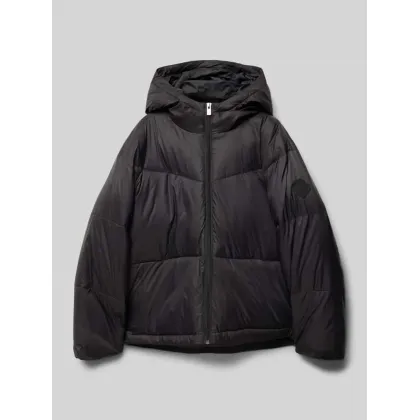 Zdjęcie Kurtka pikowana z kieszeniami zapinanymi na zamek błyskawiczny model ‘FOREVER THIS YOUNG’