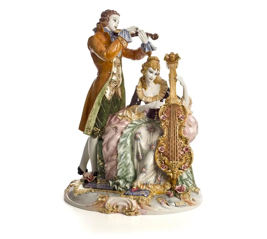 picture 1 Baroque figurine of a couple playing the cello and violin made of ceramics - Ceramiche ML