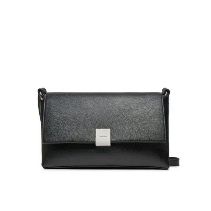 Zdjęcie Calvin Klein Torebka Ck Plaque Medium Shoulder Bag K60K612783 Czarny