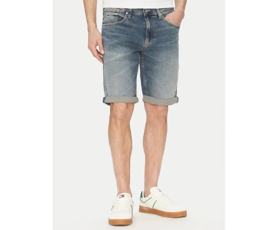 obrazek 1 Tommy Jeans Szorty jeansowe DM0DM20948 Niebieski Regular Fit
