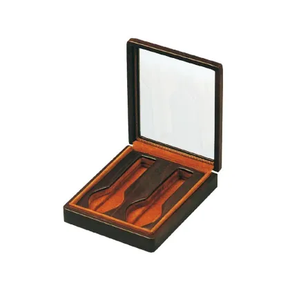 Zdjęcie Małe, stylowe puzderko na dwa zegarki