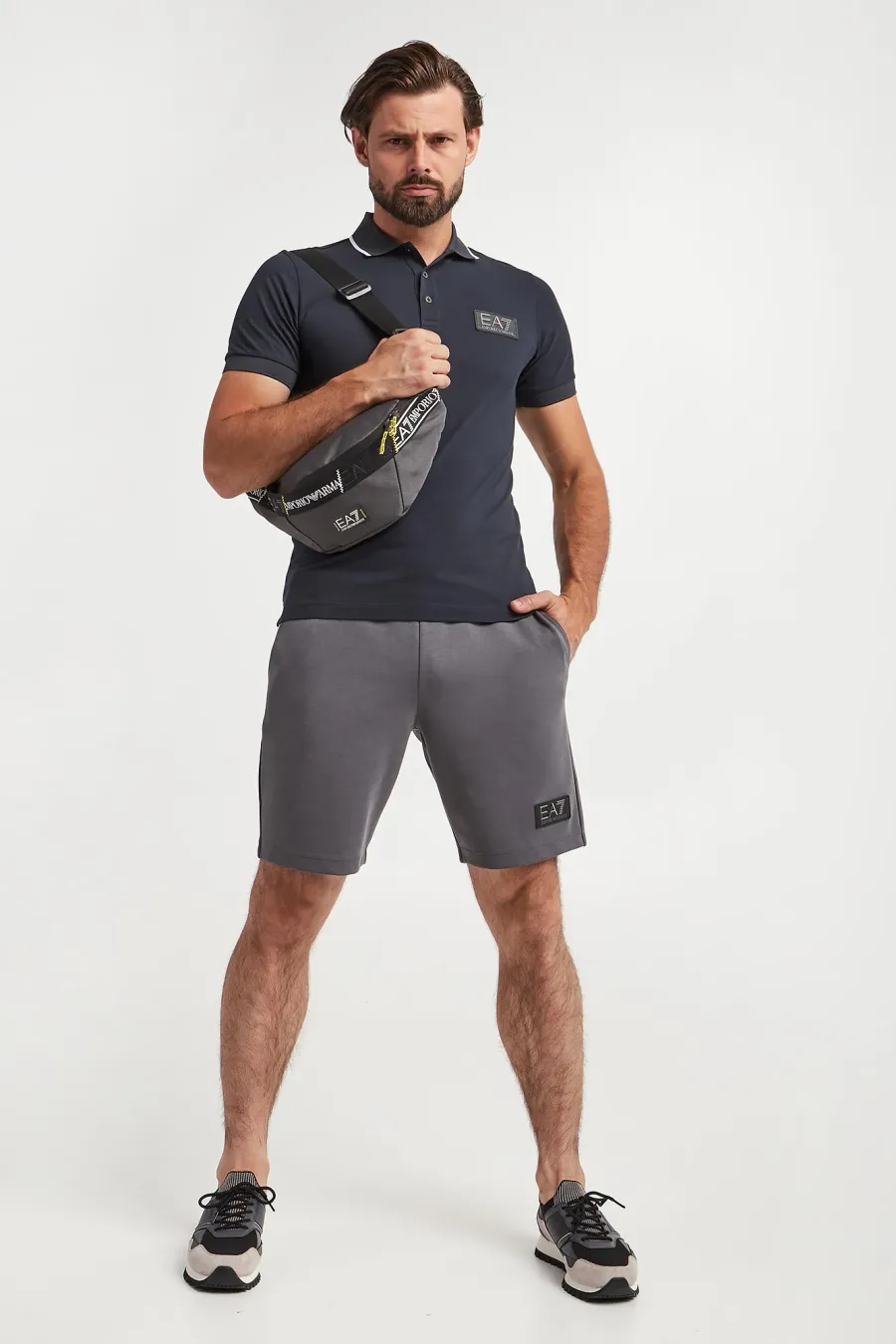 obrazek 1 Spodenki dresowe męskie EA7 EMPORIO ARMANI EA7 Emporio Armani