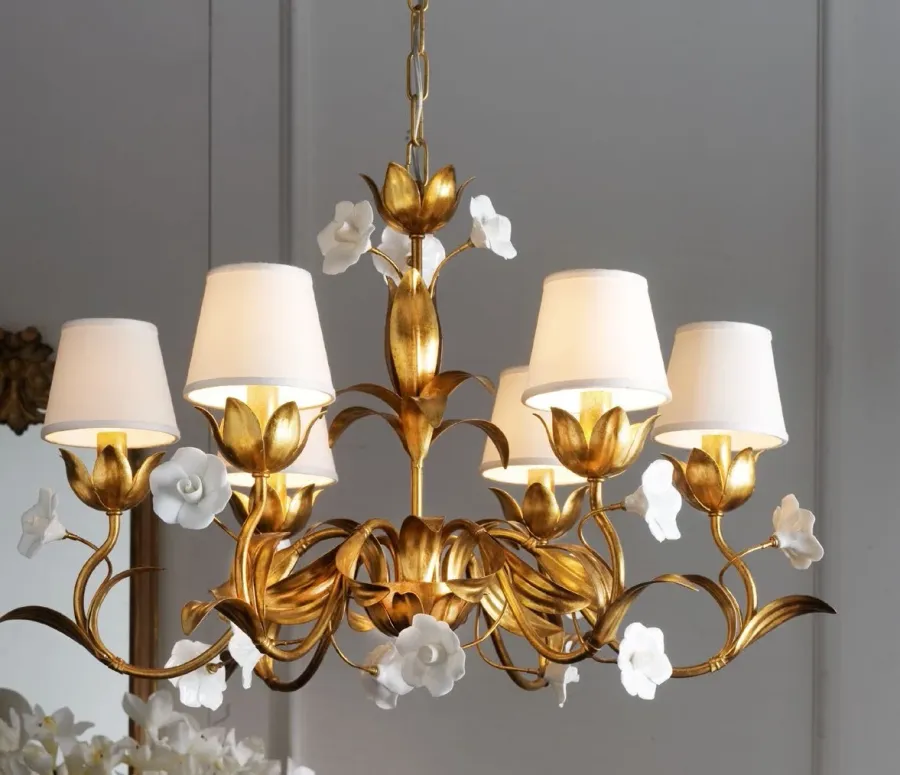 obrazek 1 Luksusowy żyrandol zdobiony kwiatami - Euro Lamp Art