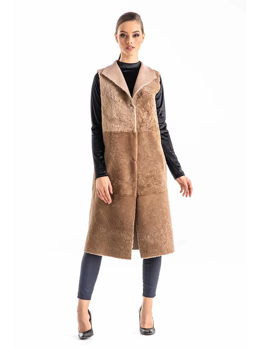 picture 1 Reversible long vest made of sheep fur - A&A Vesa