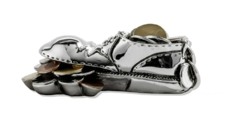 obrazek 1 Unikalny srebrny amulet w kształcie rozerwanego buta
