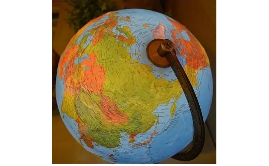 obrazek 4 Elegancki podświetlany globus plastyczny Primus