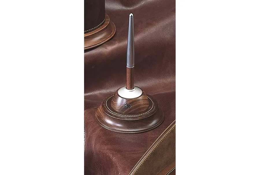 picture 1 Leather Pen Stand