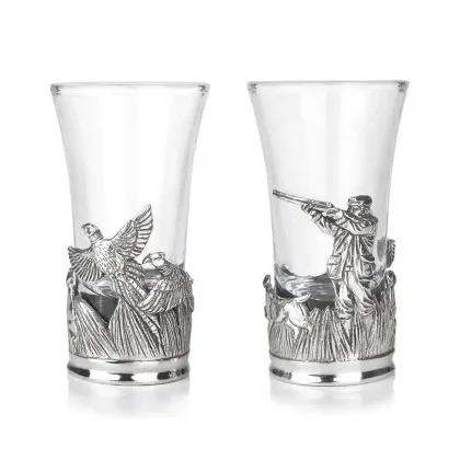 Zdjęcie Kieliszek do shotów z uchwytem z przedstawieniem polowania – prezent dla myśliwego