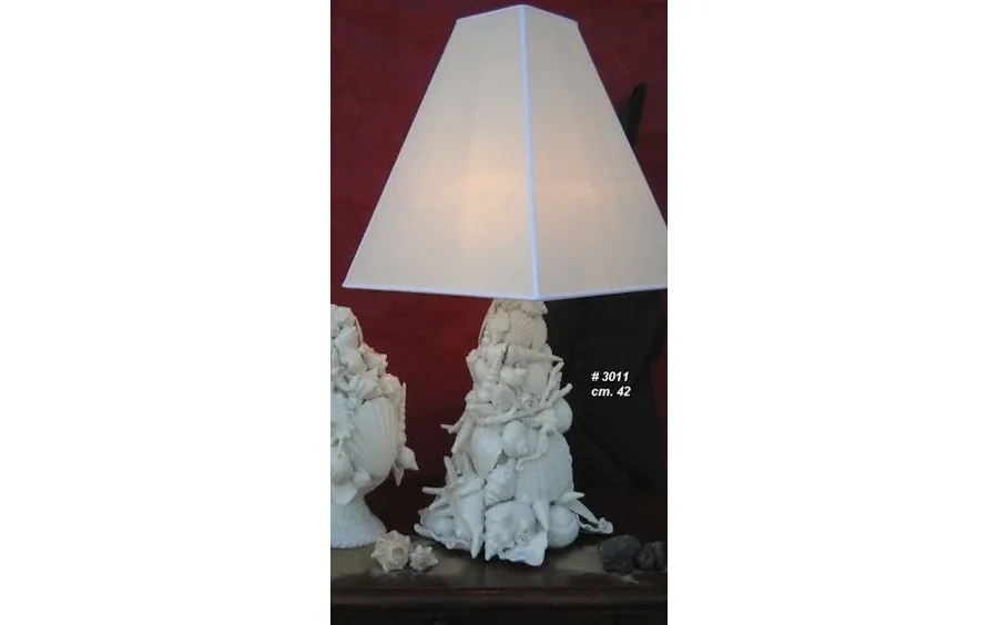 obrazek 1 Pełna przepychu lampa z motywem muszli