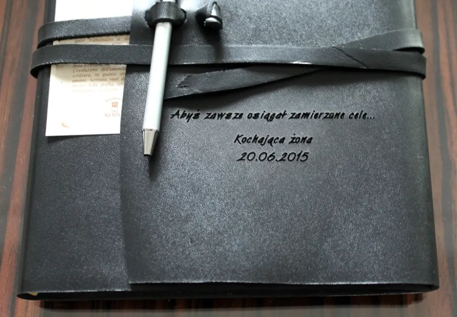 obrazek 8 Czarny elegancki Notes - Skóra