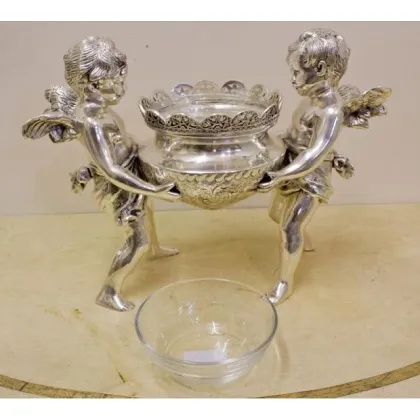 Zdjęcie Luksusowe naczynie do kawioru