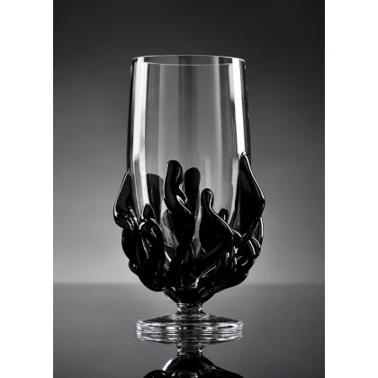 Zdjęcie Designerski kieliszek do czerwonego wina z czarnym wzorem - VG brand