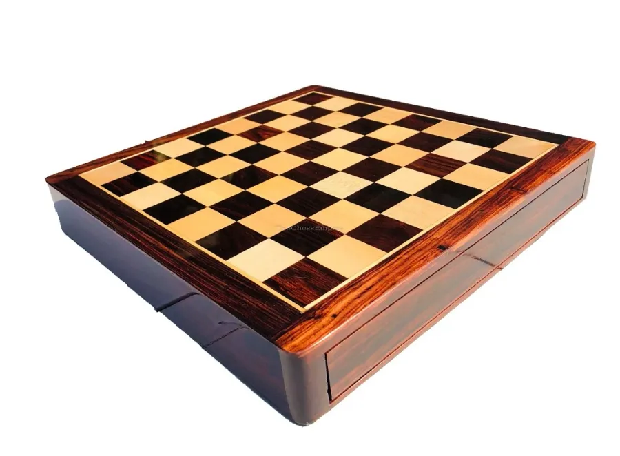 obrazek 4 Ekskluzywna magnetyczna szachownica z ręcznie wykonanymi figurami - The Chess Empire