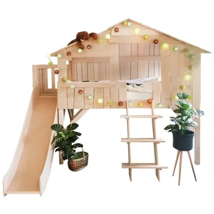 Zdjęcie Jak prawdziwy - domek na drzewie z łóżkiem, platformą i zjeżdżalnią - Mathy by Bols