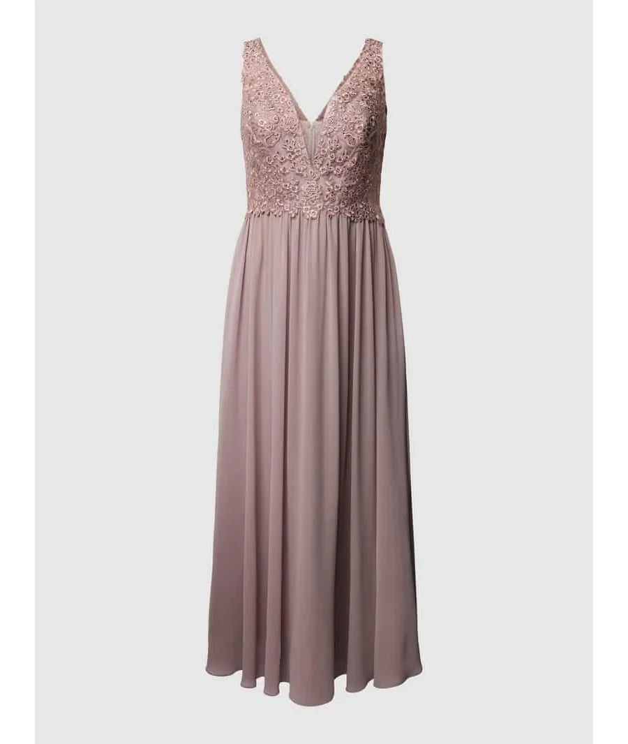 obrazek 1 Sukienka wieczorowa PLUS SIZE z plisami