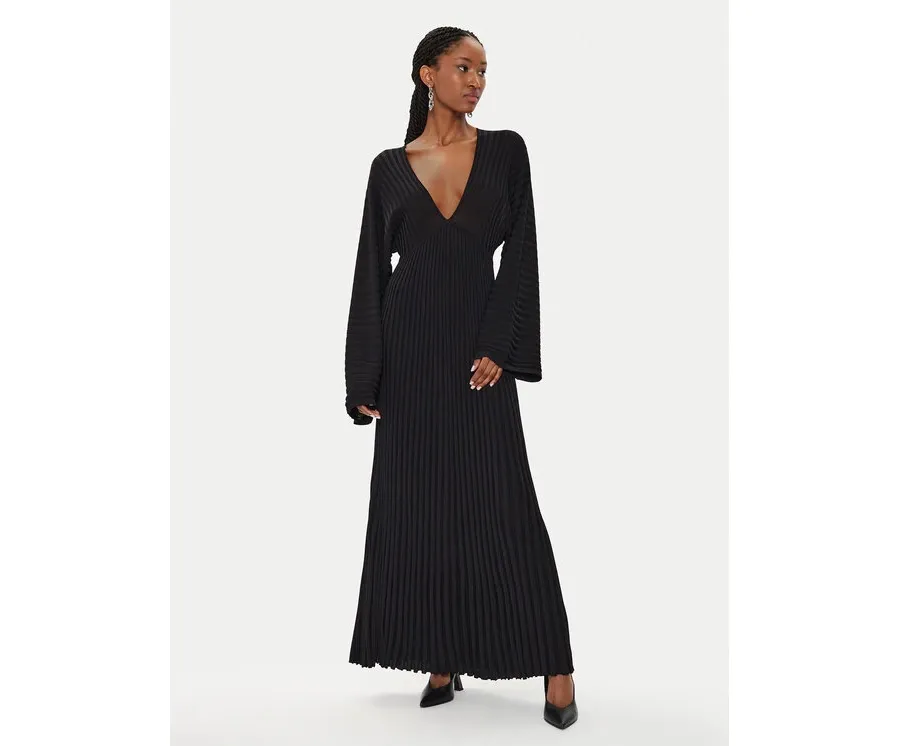 obrazek 1 Gestuz Sukienka dzianinowa 10908421 Czarny Relaxed Fit