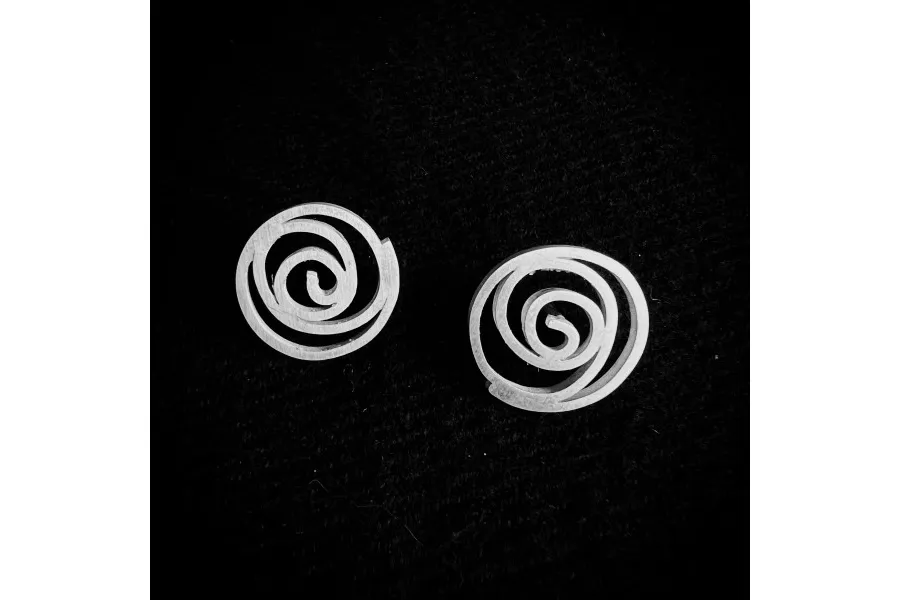 obrazek 1 Eleganckie kolczyki matowe różowe - wyjątkowy prezent z okazji rocznicy