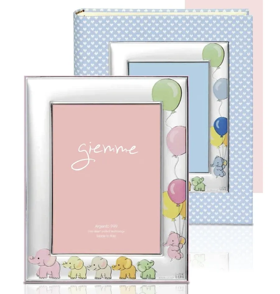 obrazek 1 Unikalny album na zdjęcia dziecka 20х25 cm w kolorze niebieskim zdobiony słonikami