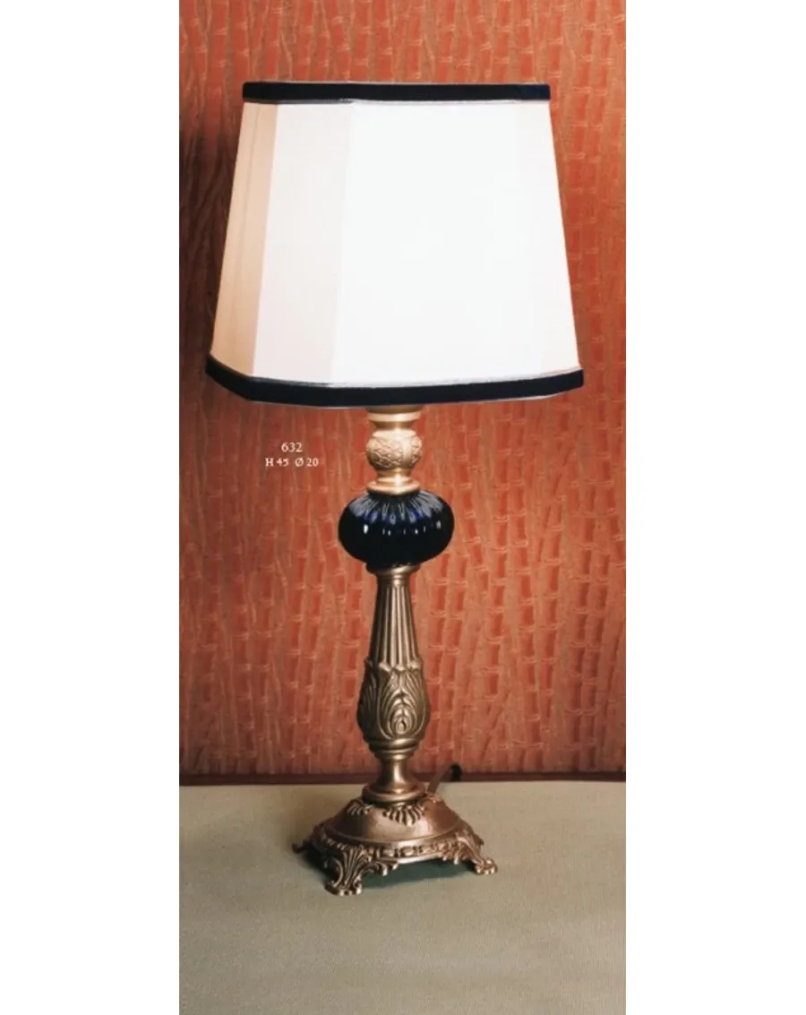 obrazek 1 Piękna lampa w stylu barokowym z misą ze szkła Murano i kloszem – Il Paralume Marina