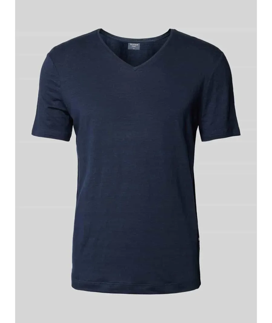 obrazek 1 T-shirt z dekoltem w serek