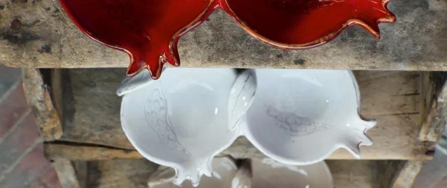 obrazek 5 Artystyczny ceramiczny zestaw 4 talerzy na sałatkę - Virginia Casa
