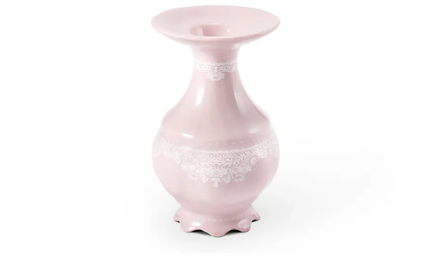 obrazek 1 Piękny porcelanowy świecznik w kolorze różowym z delikatnym zdobieniem – Leander
