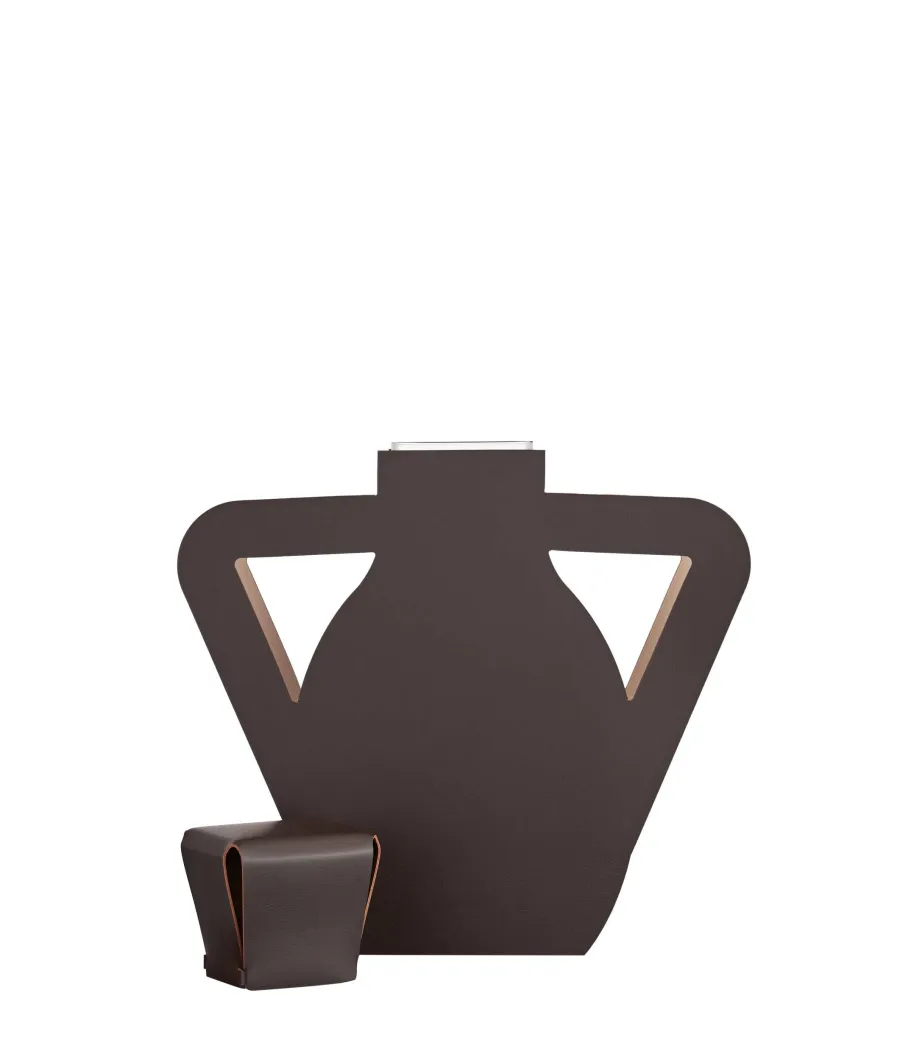 obrazek 3 Skórzany wazon Otto 9x41xH44 cm o oryginalnym kształcie w kolorze czekoladowym