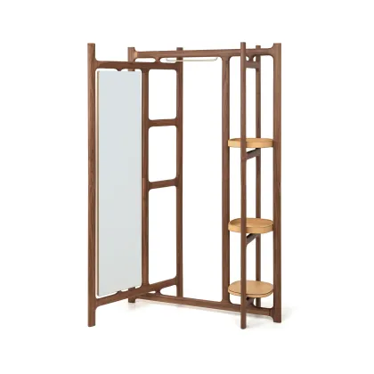 Zdjęcie Skórzany stojak na ubrania