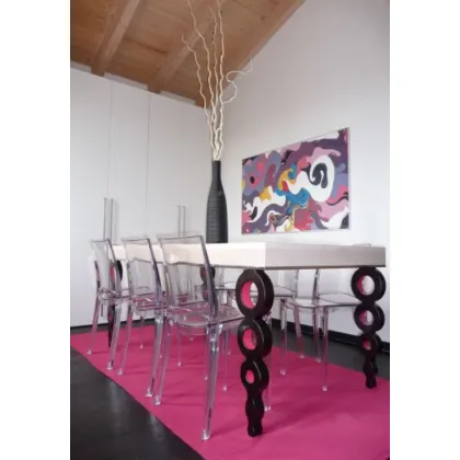 Zdjęcie Nowatorski stół w wersji standardowej lub rozkładanej