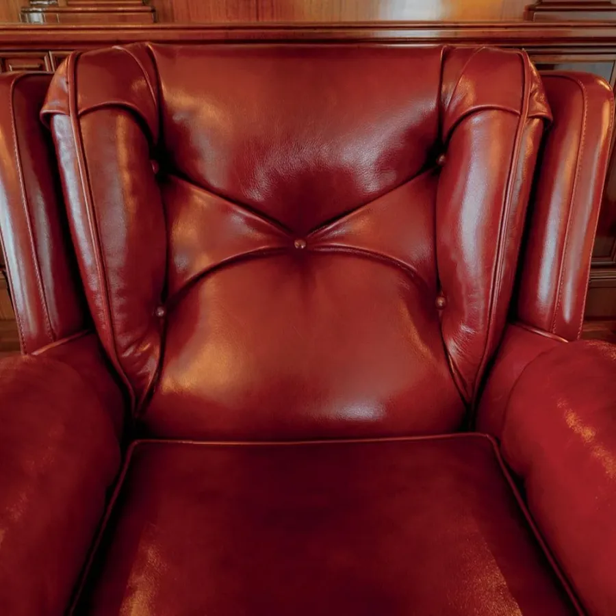 obrazek 4 Elegancka skórzana sofa zaprojektowana w stylu klasycznym – Mascheroni